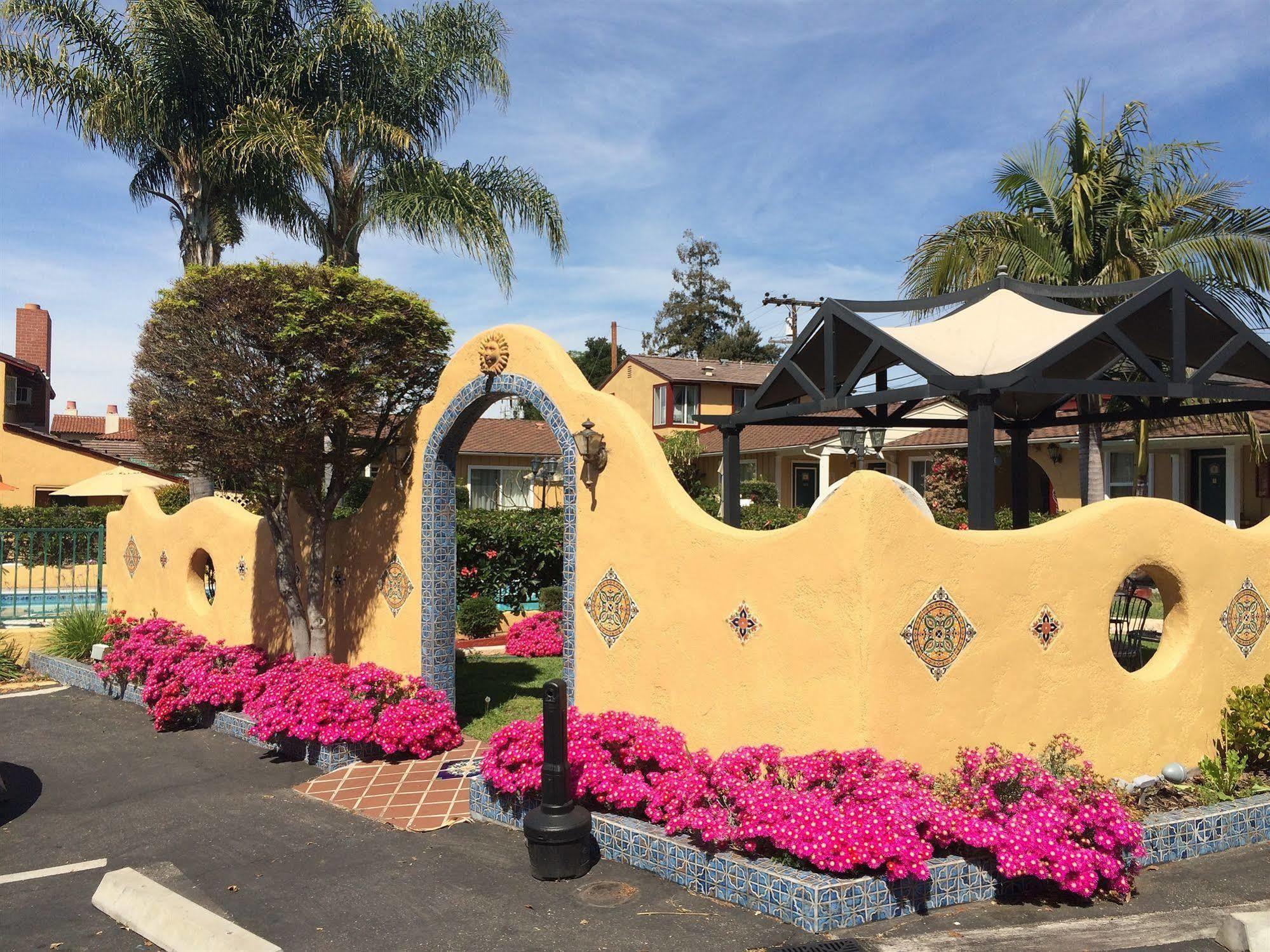 Oasis Inn And Suites Santa Barbara Ngoại thất bức ảnh